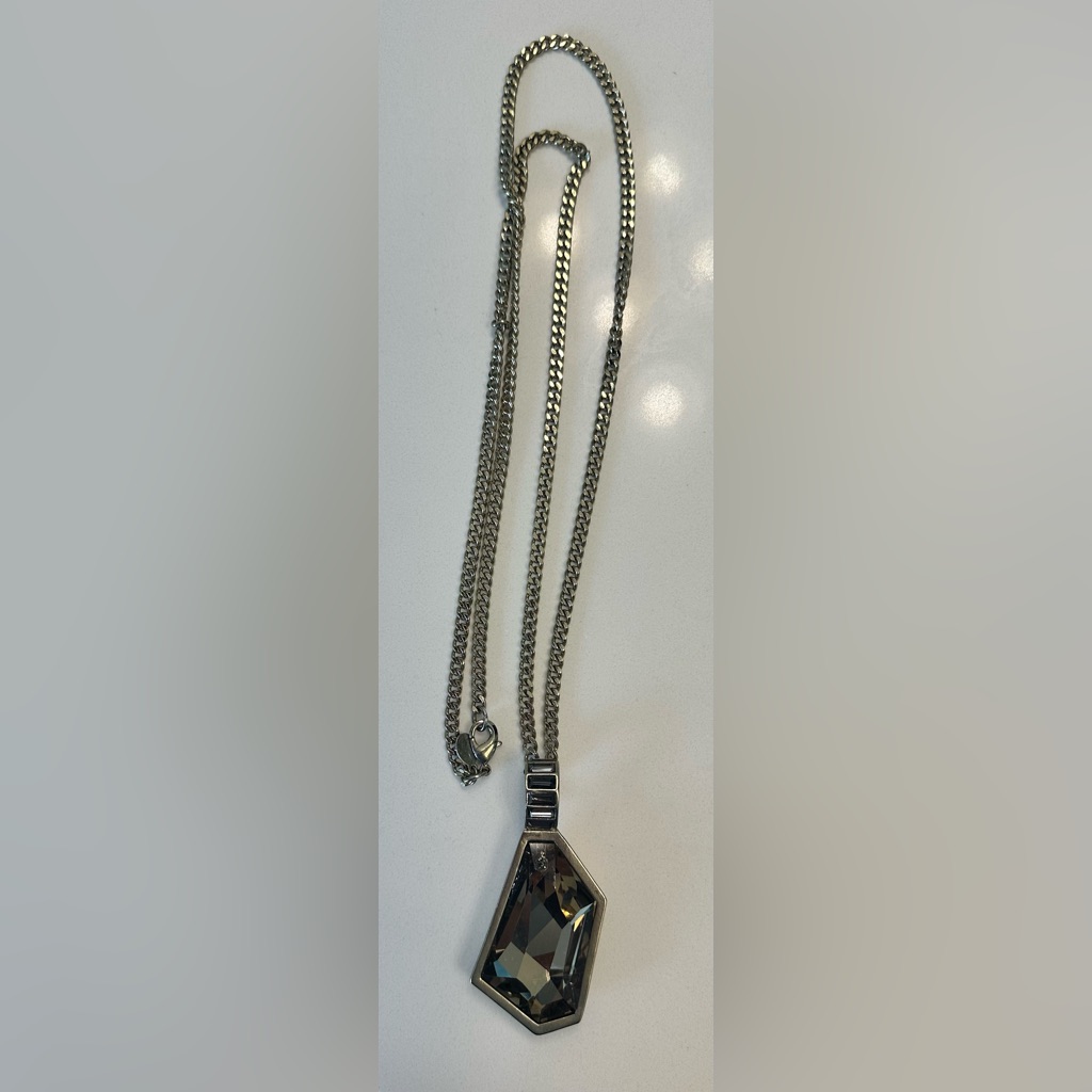 Pendant Necklace 6$